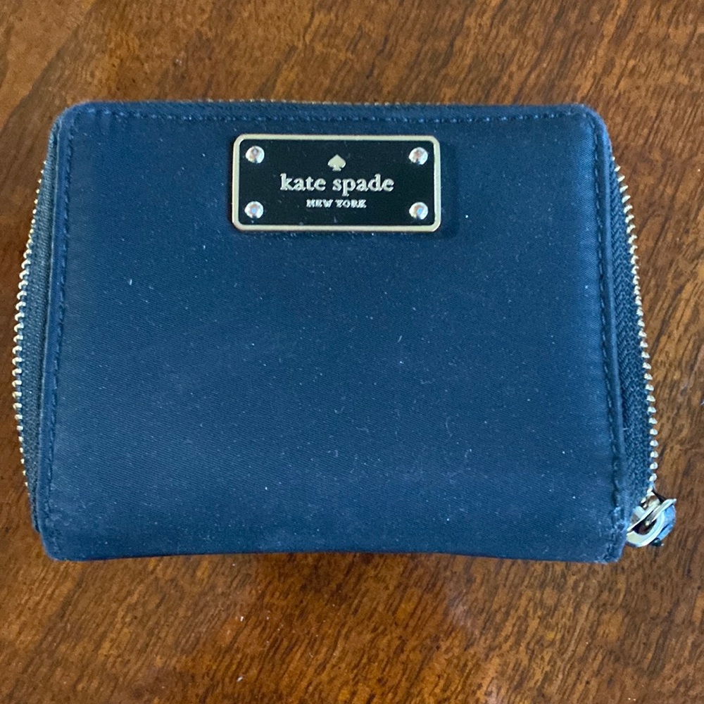 Kate Spade Small Zippered Wallet